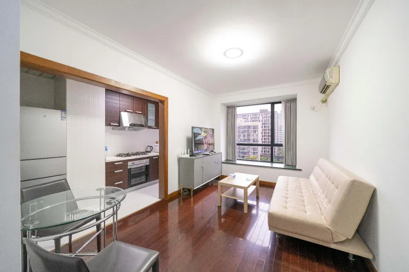 Tyms Cozy 1BR APT Gubei Carnival Court - Image 1