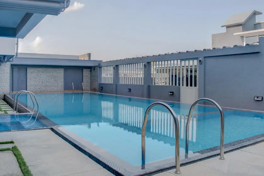 LUCENT THE LUXURY HOTEL - Image 1