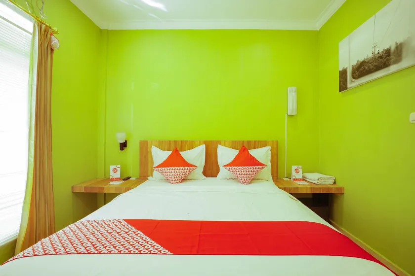 Orange Hotel - Image 1