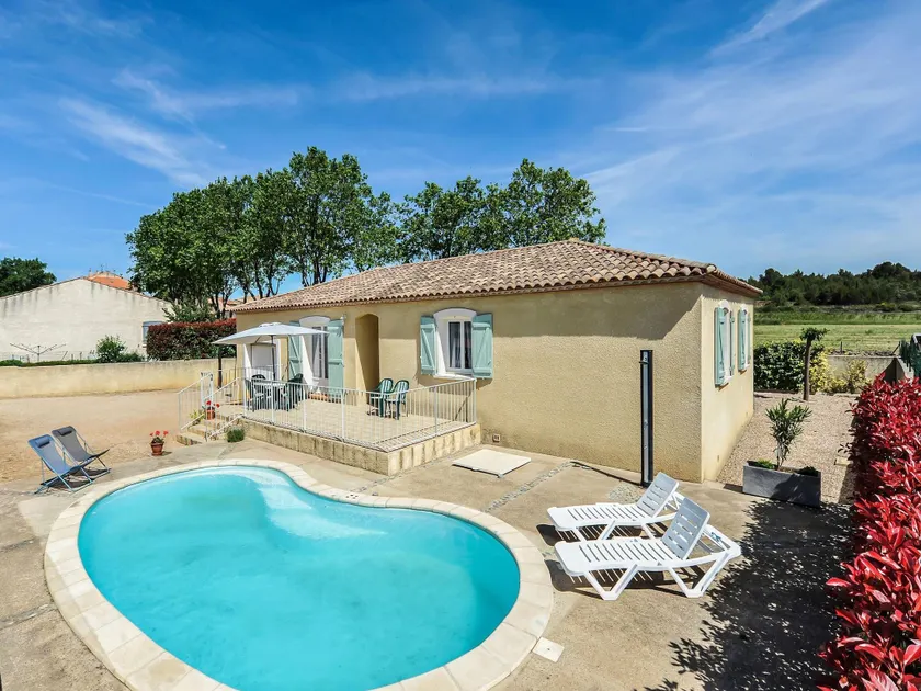 Spacious Holiday Home in Aigues vives - Image 1