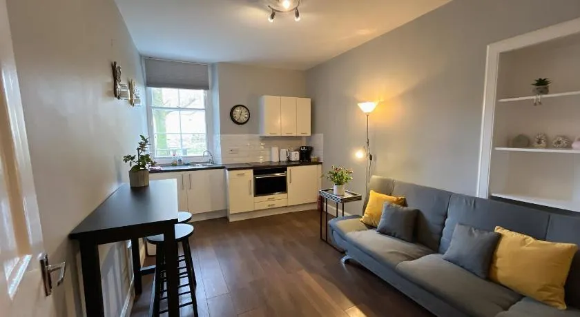 Comfortable one-bedroom apartment Free parking space - Image 1