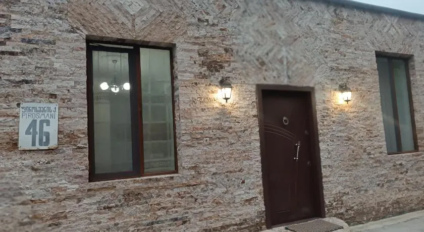 Best Host - Image 1