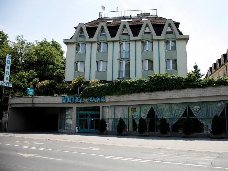 Hotel Bara Budapest - Image 1