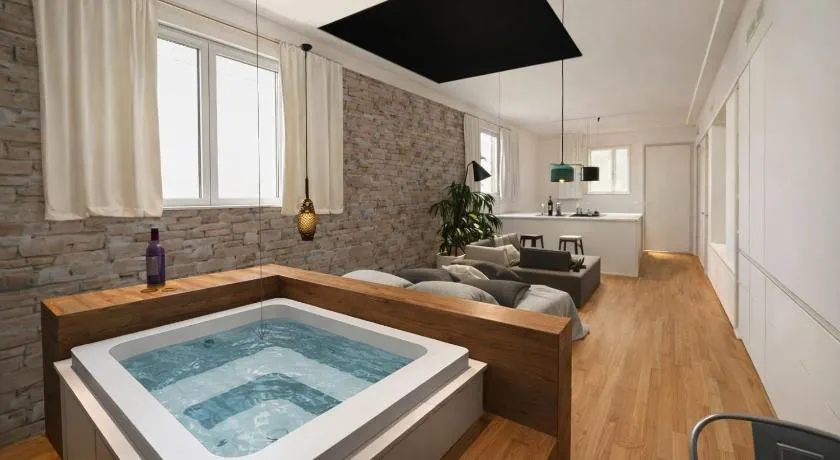 Suite spa civico 4 - Image 1