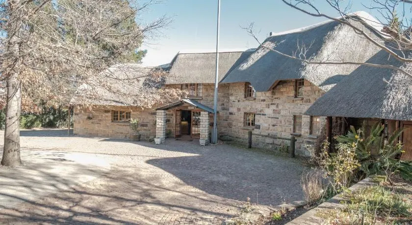 La La Nathi Country Guesthouse - Image 1