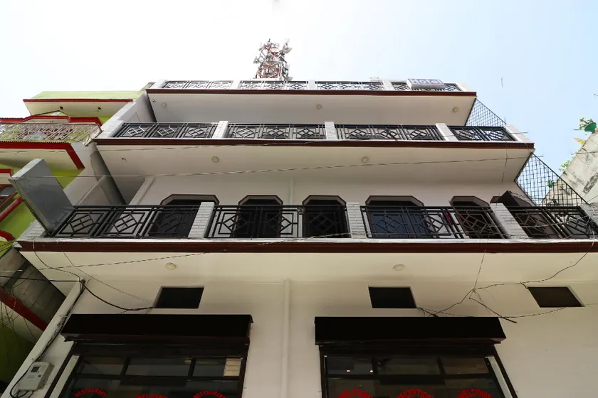 Flagship 13686 Rudraksh Hotel - Image 1