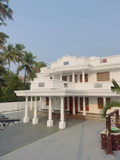 Gem Palace, Entire home in Perumbavoor, India - Image 1