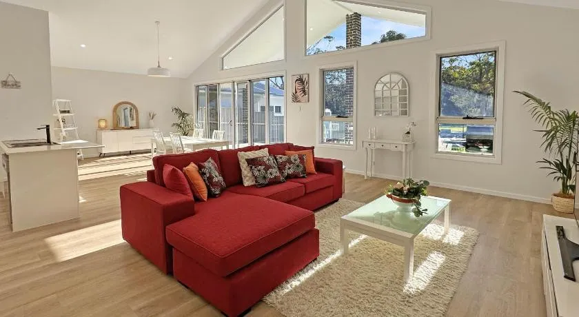 SussexGardenStays - Jervis Bay Beaches - NEW SHARE Home - 4xQueenBedrooms - PrivateBathroomBrm1 - SharedBathroomBrm2,Brm3,Brm4 - Image 1