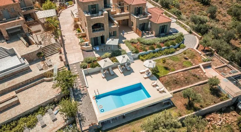 Ipsό Kardamyli - Image 1