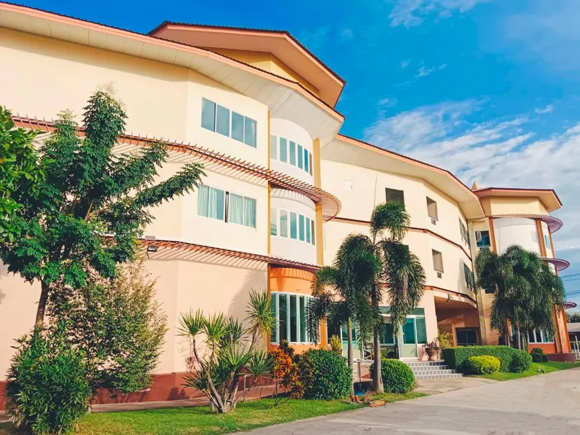 โรงแรมพาราไดซ์ เรสซิเดนซ์ Paradise Residence & Hotel - Image 1