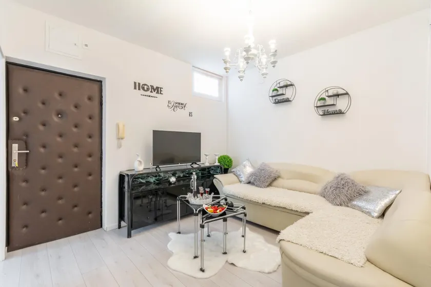 Apartamento Jamblip - Apartamento com 2 Quartos e Varanda - Image 1