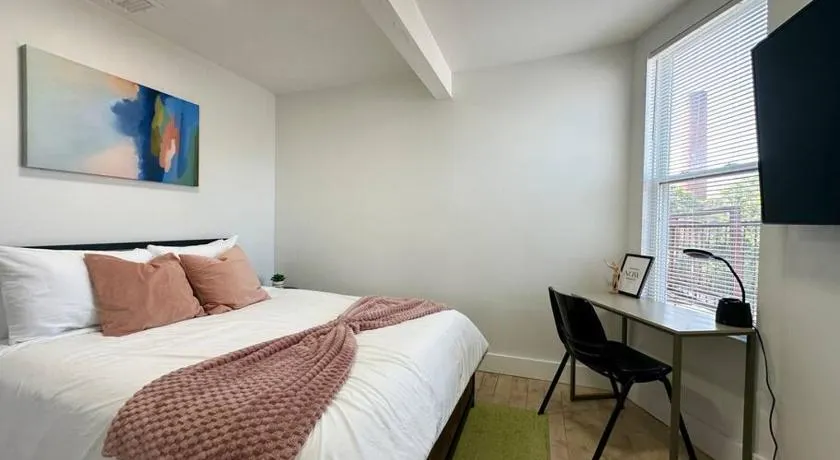 Comfy NJ 2BR Close to Airport, Dream Mall & NYC - Image 1