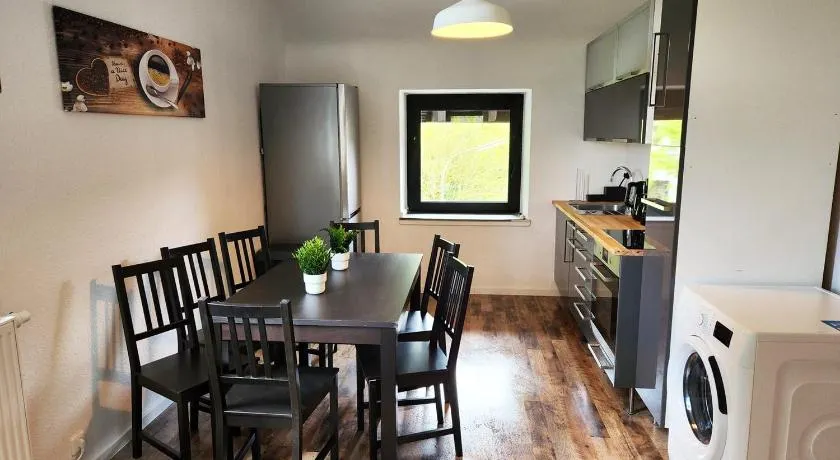 ST10-12 Monteurwohnung in Stolberg - Image 1