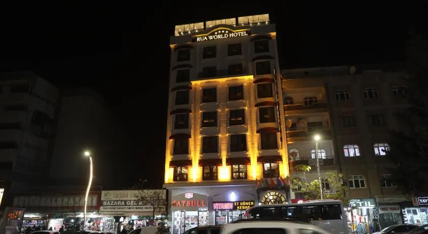 RUA WORLD HOTEL - Image 1