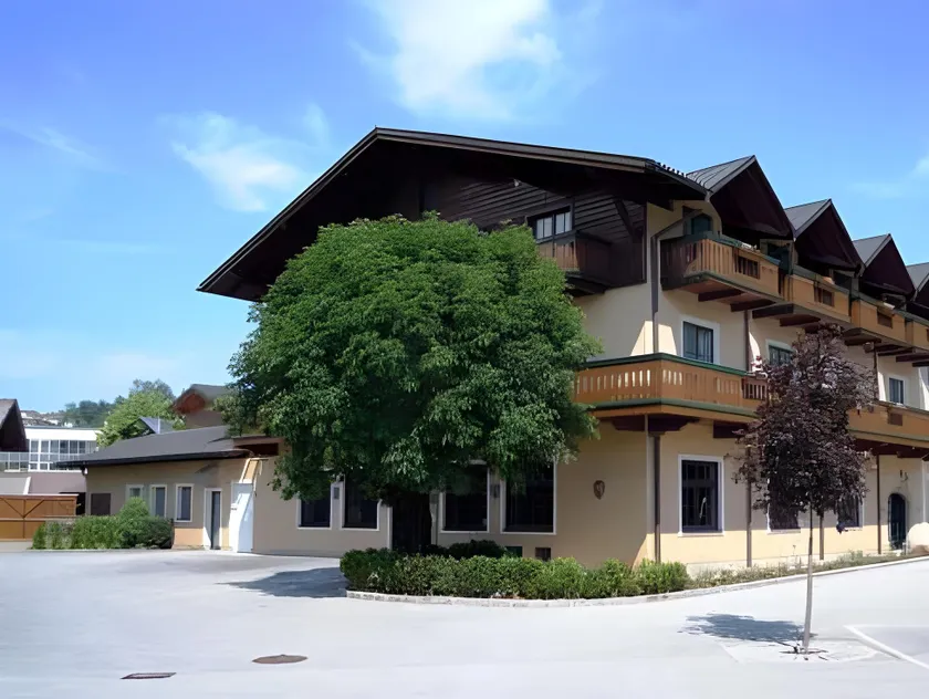 Hotel Gasthof Der Jägerwirt - Image 1