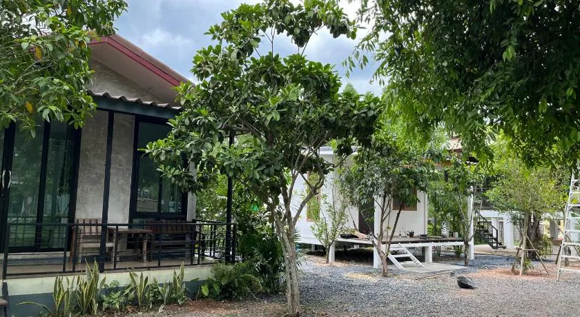 Sangkaset Resort - Image 1