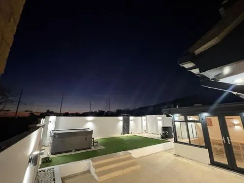 Santíago Retreat - Image 1