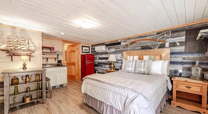 Captain's Quarters at Island Breeze of CB - Image 1