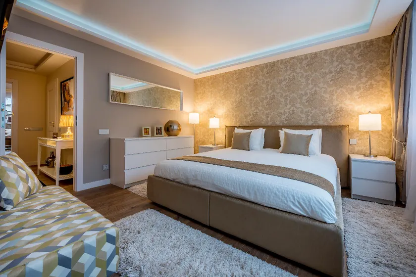 Hills Park Luxury Apartment - Image 1
