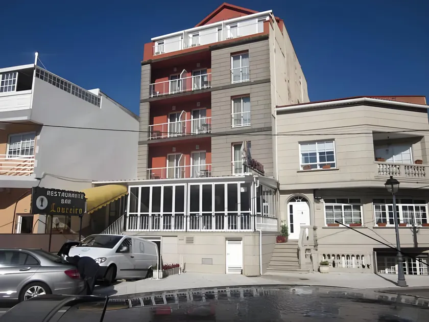 Hotel Restaurante Loureiro - Image 1