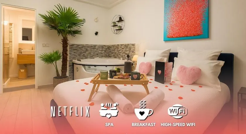 L'Escale Balneo'Romantique - Loveroom - Jacuzzi & Petit dejeuner - Image 1