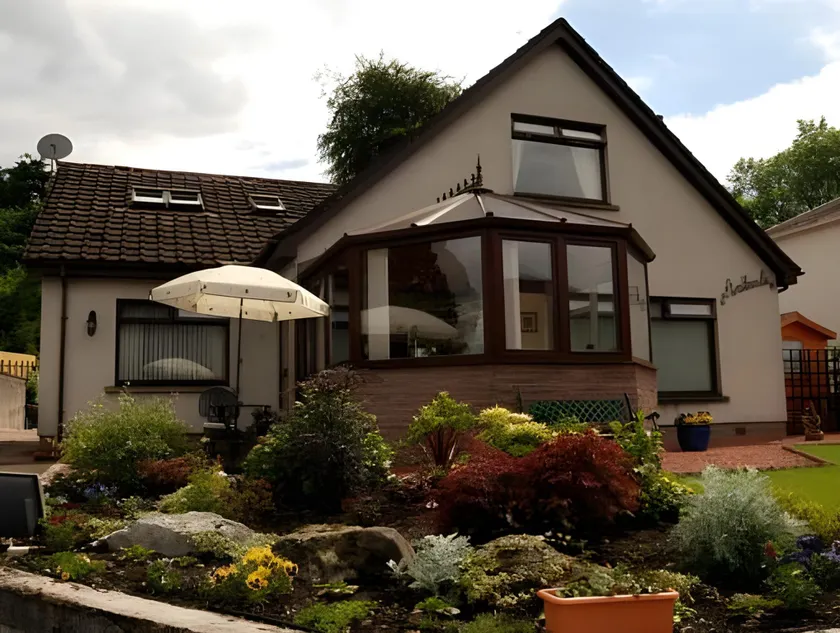 Ardlinnhe Cottage - Image 1