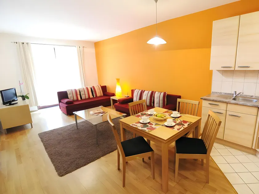 King Apartments - Image 1