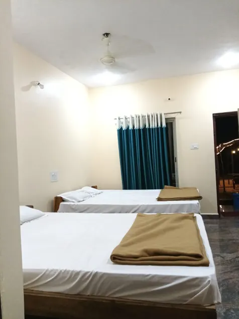 Stone Guest House Gokarna - Image 1