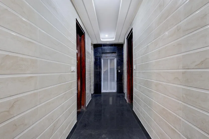 Townhouse Phase 3 DLF Cyber City - Image 1