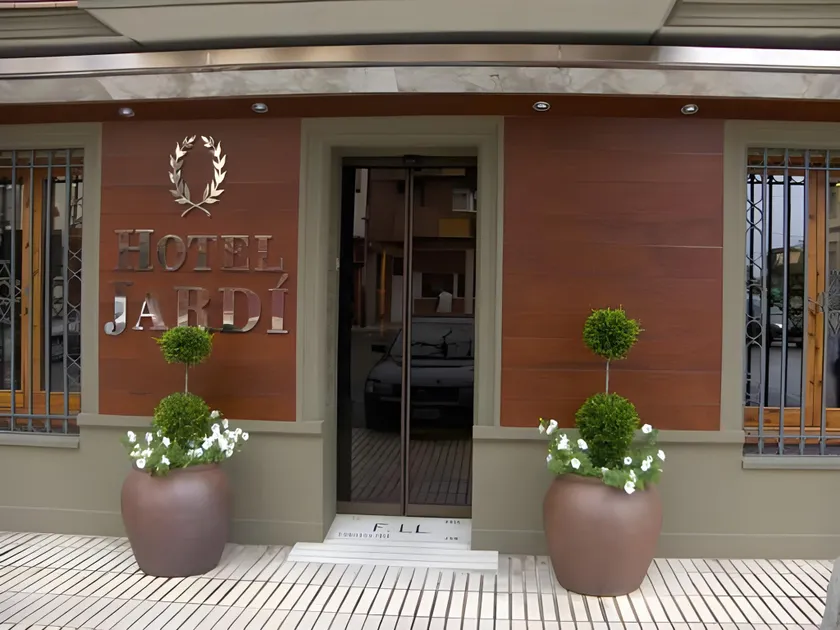 Hotel Jardí Apartaments - Image 1