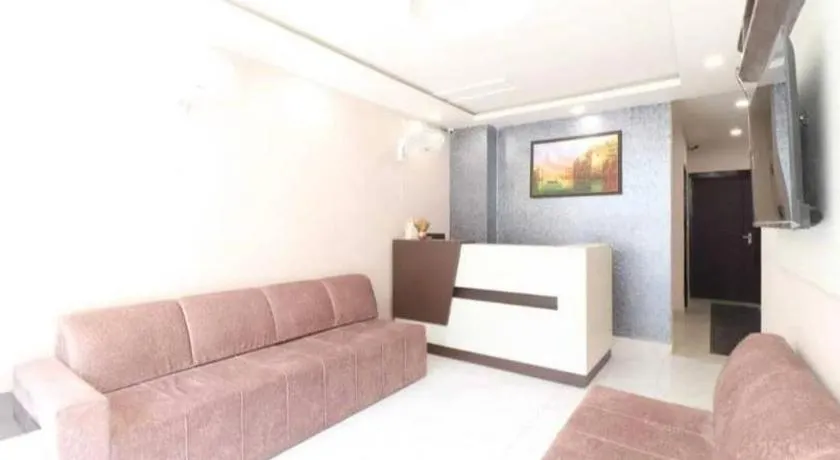 Hotel La Vistaa - Image 1