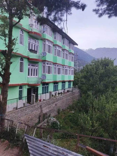 Hotel Apple Resort - Image 1