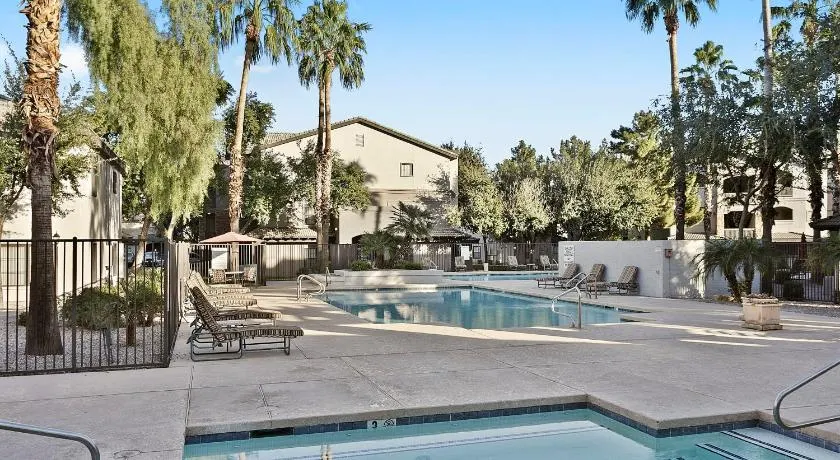 CozySuites at Chandler - Image 1