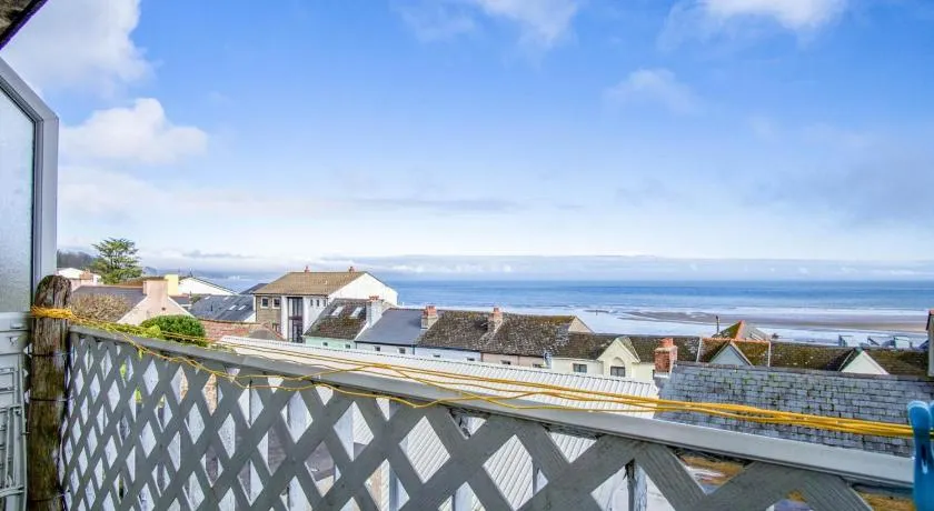 Seaward Apartment - 2 Bed Apartment - Saundersfoot - Image 1