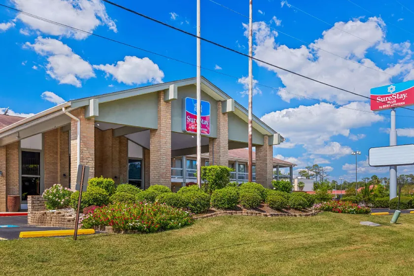 SureStay Plus by Best Western Beaumont - Image 1