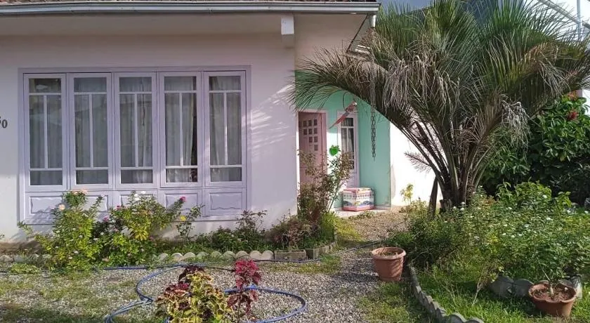 1 Quarto em Local Acolhedor e Familiar - Image 1
