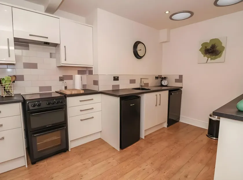 York Place Apartments - Image 1