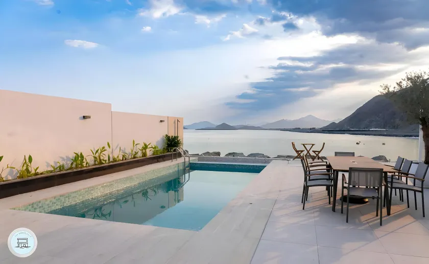 Sea Breeze Villa Yousco Holiday Home - Image 1
