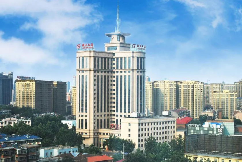 Yizheng Hotel - Image 1