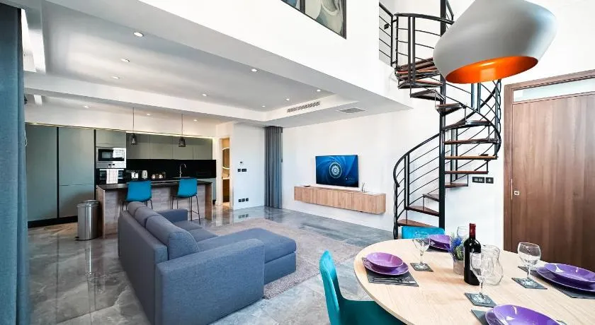 Florette Suite 2BR w Stunning Lounge Terrace by Arco Collection - Image 1
