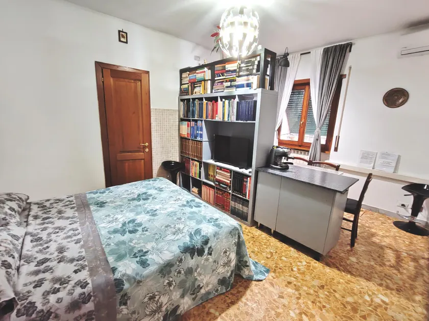 Apartamento con jardín - Image 1