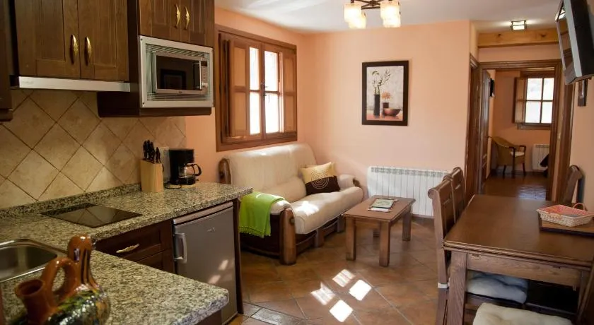 Apartamentos Valdecarzana Senda del Oso - Image 1