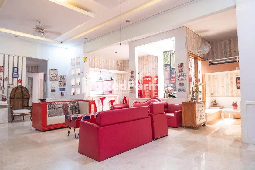 Londres Bed and Breakfast RedPartner near Gembira Loka Zoo - Image 1