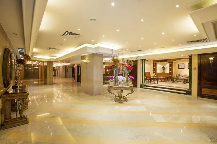 AL NABILA HOTEL - Image 1
