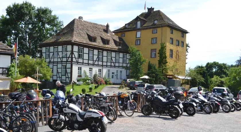 Tonenburg - Image 1