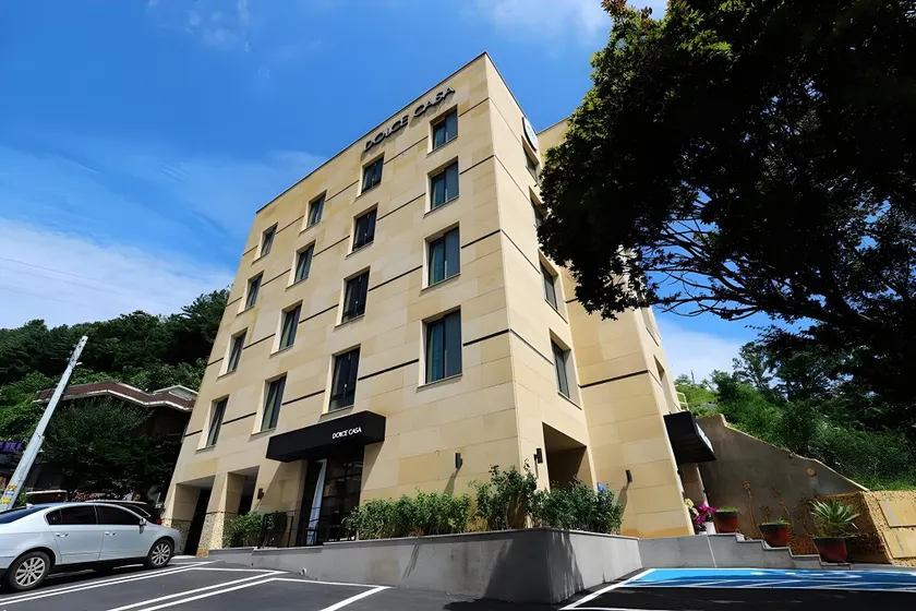 Namyangju Bukhangang dolcecasa hotel - Image 1