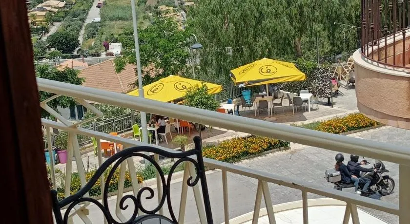 Casa Karmel - Image 1
