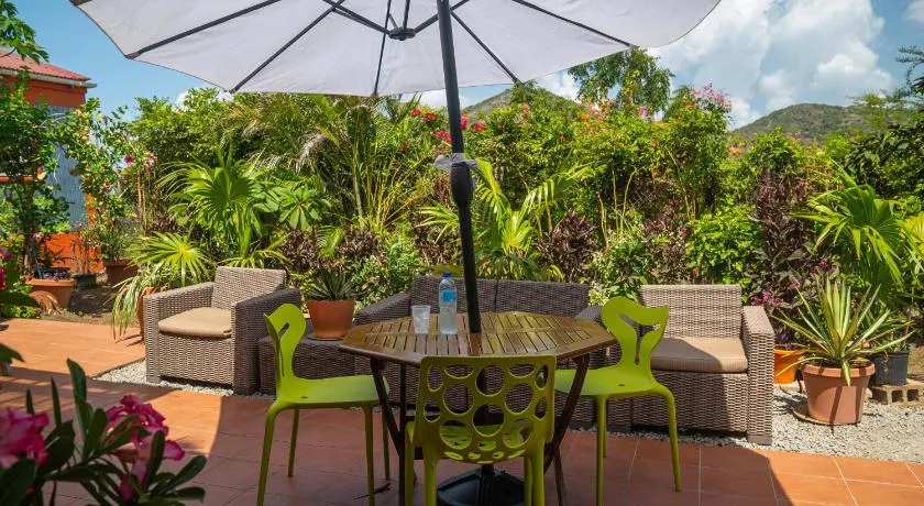 Papaya Inn - Image 1