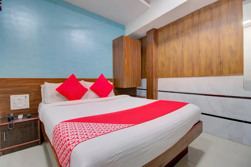 Hotel O Sion Residency - Image 1