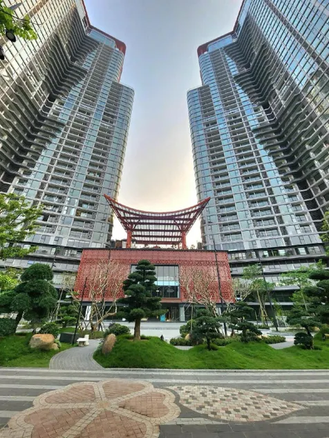 Landmark Ecopark by Emily in Town - Image 1